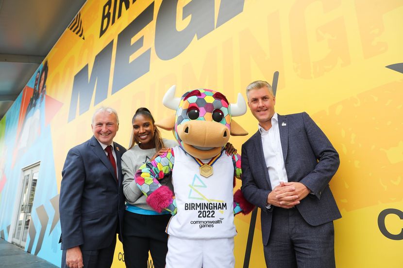 Megastore Opening - Perry, Ian Ward, Denise Lewis OBE, Perry The Bull and Ian Reid