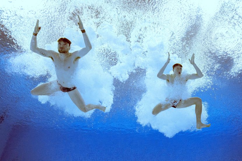 Matthew Lee and England's Matty Lee and Noah Williams compete to win and take the gold medal in the men's synchronised 10m platform diving final on day eight of the Commonwealth Games at Sandwell Aquatics Centre in Birmingham Matthew Lee and England's Matty Lee and Noah Williams compete to win and take the gold medal in the men's synchronised 10m platform diving final on day eight of the Commonwealth Games at Sandwell Aquatics Centre in Birmingham