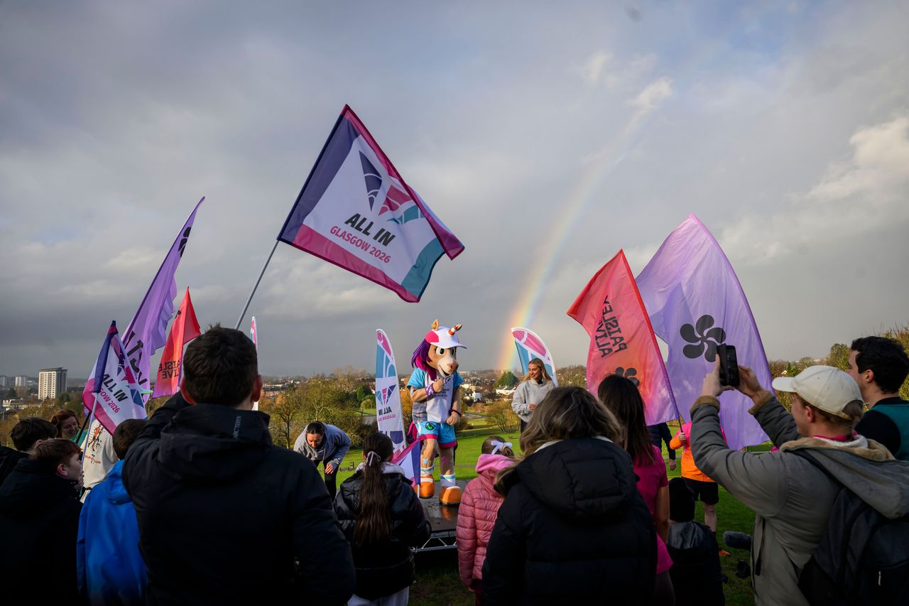 All In Launch, Paisley Alive, Finnie, Rainbow