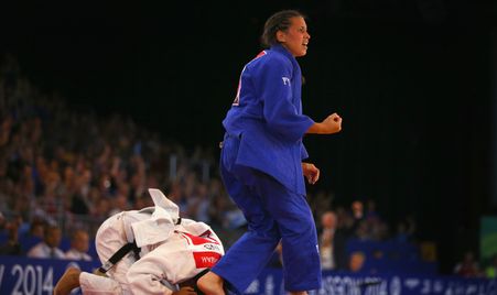 Kimberley Renicks - Win